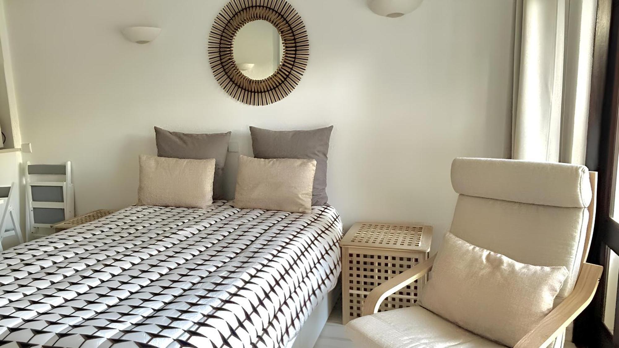 Magnific Studio With A Cozy Garden, 5 Minutes To The Beach Albufeira Bagian luar foto